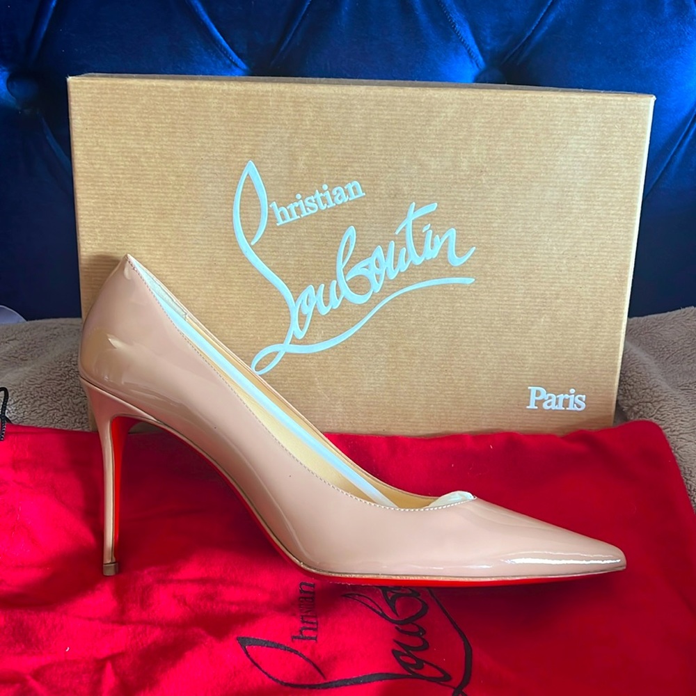 Christian Louboutin Décolleté 554 Patent Heels